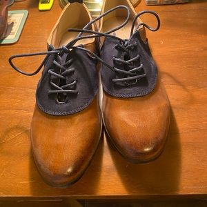 NEVER USED ModCloth Two-toned Oxfords